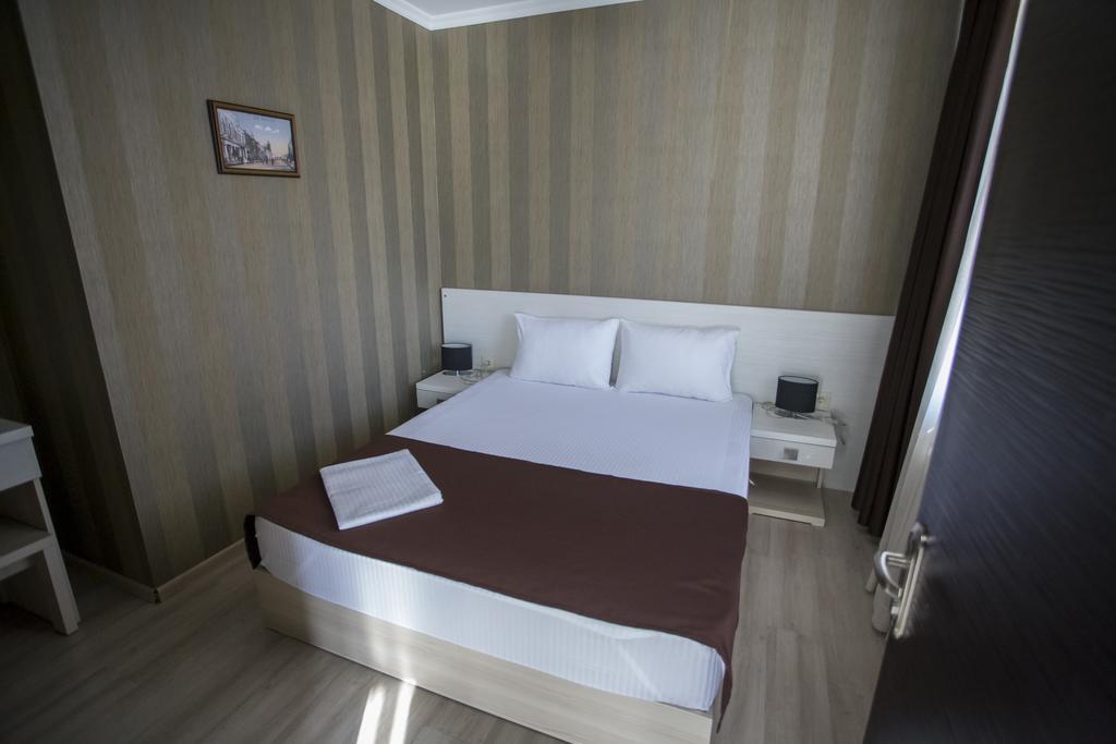 Batus Hotell Batumi Eksteriør bilde