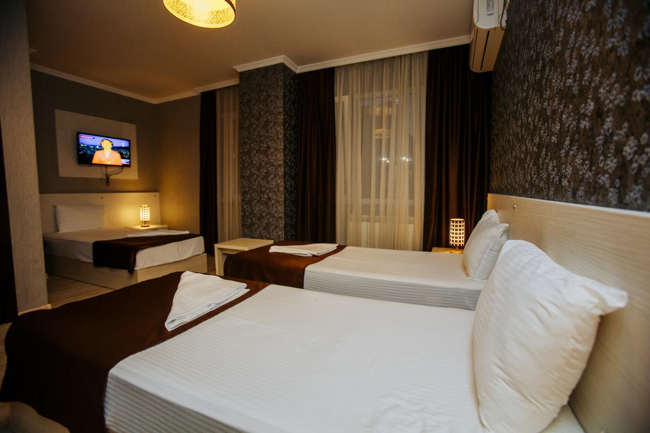 Batus Hotell Batumi Eksteriør bilde