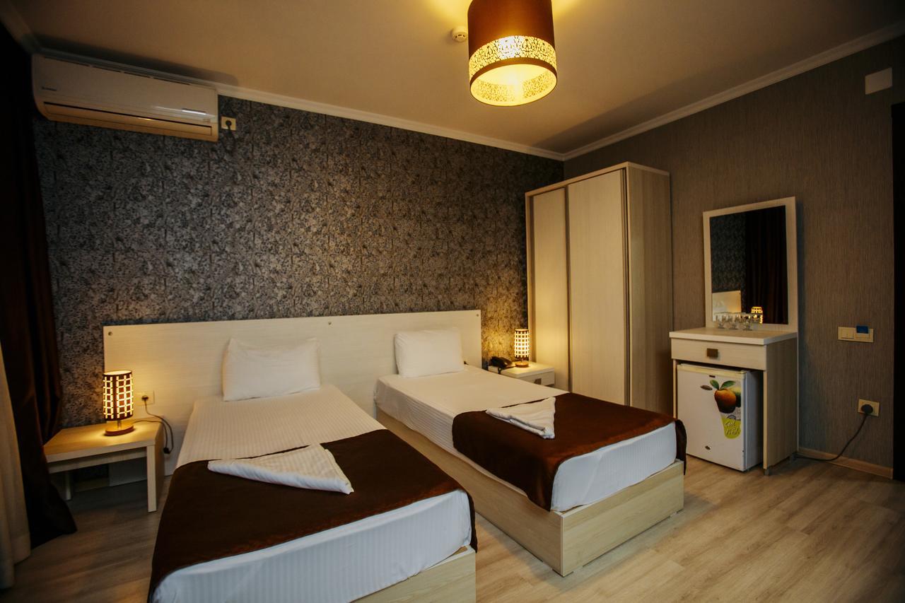 Batus Hotell Batumi Eksteriør bilde